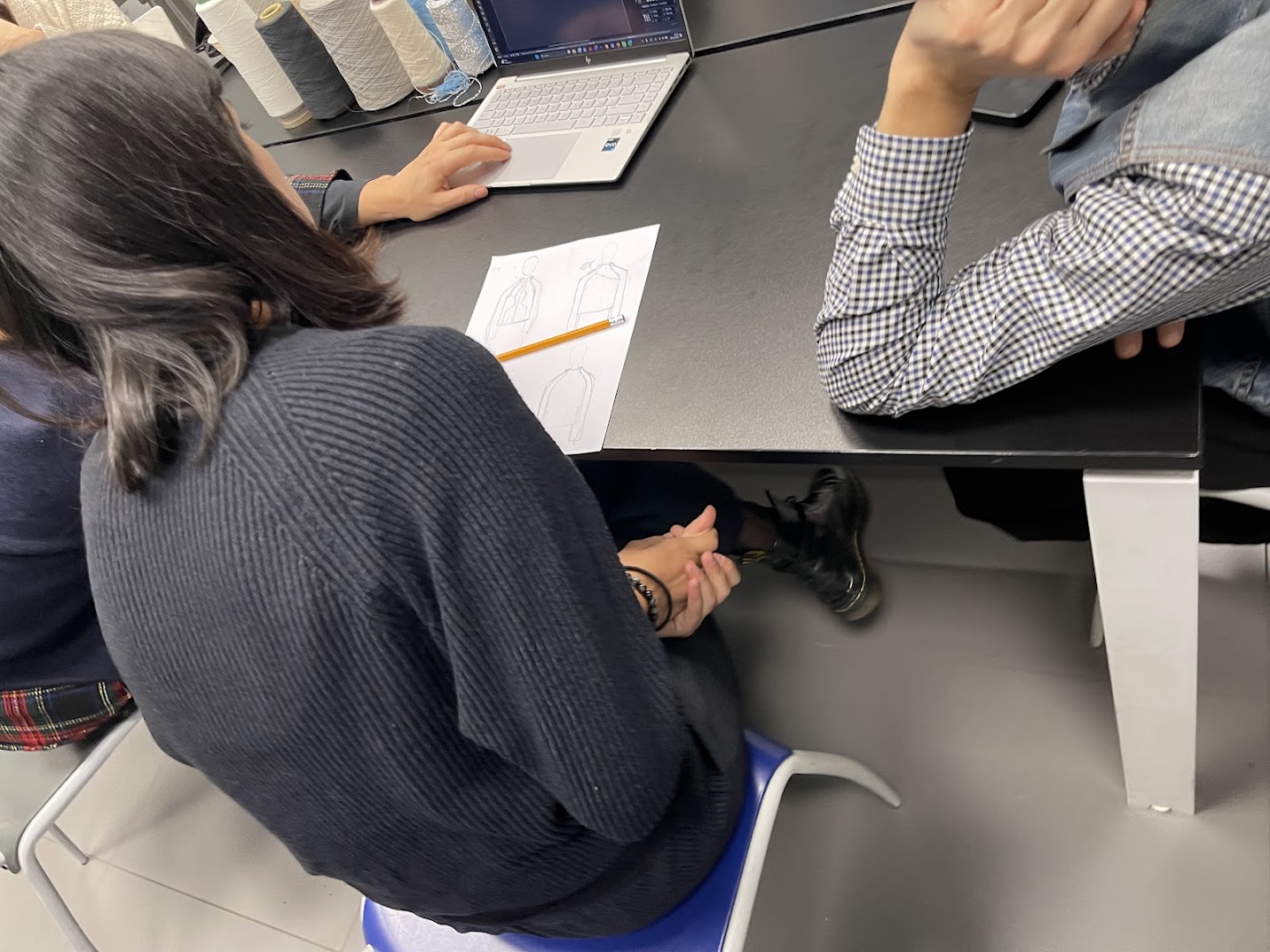 Emma — lavoro su sketch dall'alto