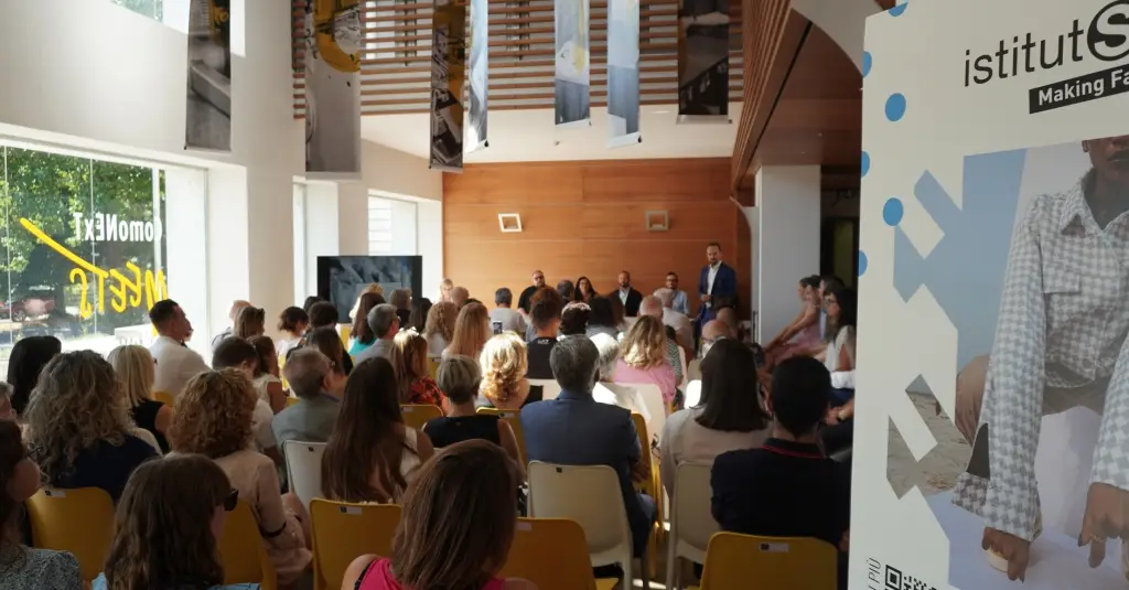 new istituto secoli novara conclusa prima edizione del corso prototipia del prodotto moda 38936 0